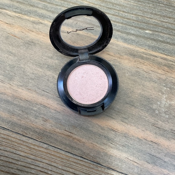 MAC EYESHADOW GRAIN - Picture 4 of 5